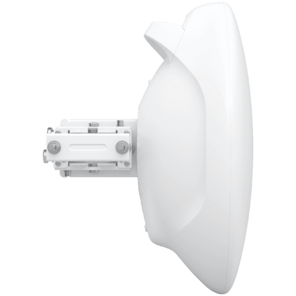Ubiquiti Wave-Pro-EU 60 GHz radio that supports long-distance PtP (bridge) and PtMP links, 2x 2.5 GbE and 10G SFP+ – view 3
