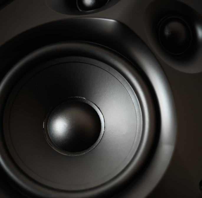 Pantheone Obsidian Compact Wireless Speaker -  White by Pantheone Audio – view 5